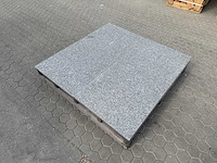 Natuursteen tuintegels (ca. 12,6m2) - afbeelding 1 van  5