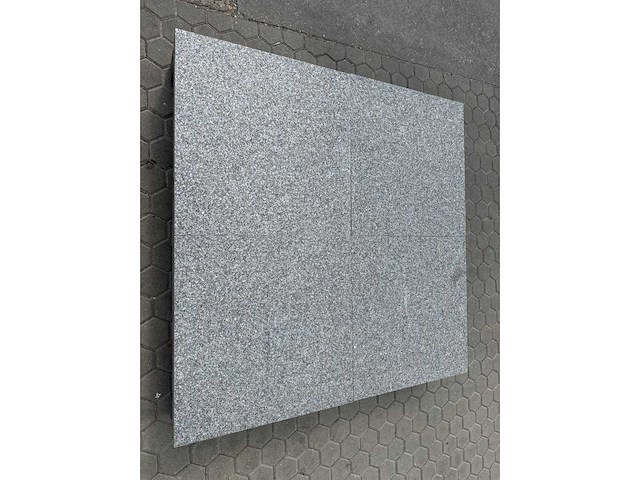 Natuursteen tuintegels (ca. 126m2) - afbeelding 2 van  5