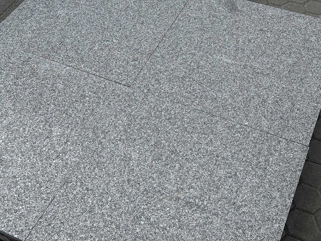 Natuursteen tuintegels (ca. 25,2m2) - afbeelding 4 van  5