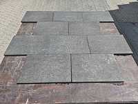 Natuursteen tuintegels (ca. 61,44m2) - afbeelding 2 van  4