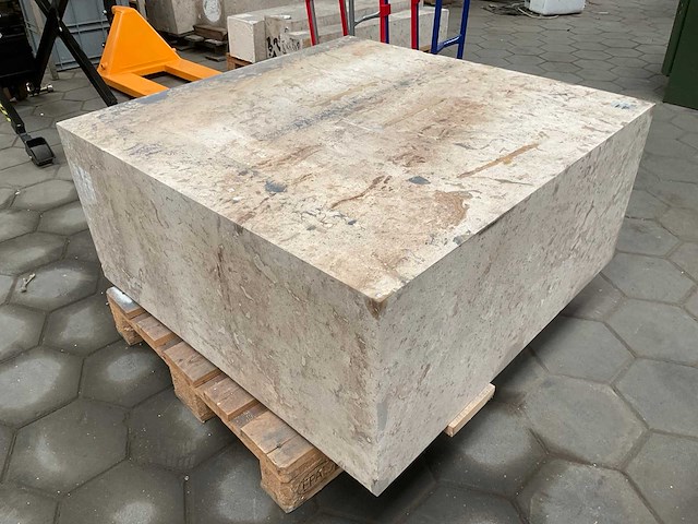 Natuursteen uit het louvre - afbeelding 2 van  4