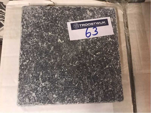 Natuursteen zwart hardsteen 10x10 cm tegel 20 m² - afbeelding 2 van  2