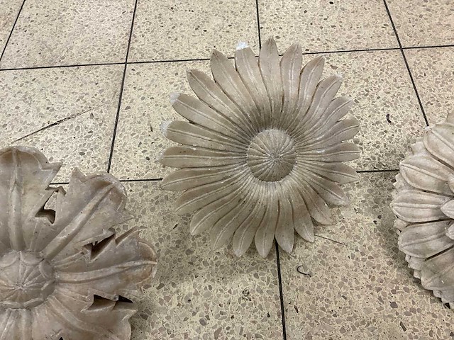 Natuurstenen ornamenten (6x) - afbeelding 1 van  5