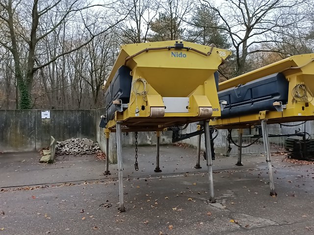 Natzoustrooier 4m³, nido - schmidt, stratos b40-36 paln, 2003 - afbeelding 6 van  12