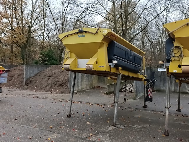 Natzoustrooier 4m³, nido - schmidt, stratos b40-36 paln, 2003 - afbeelding 8 van  12