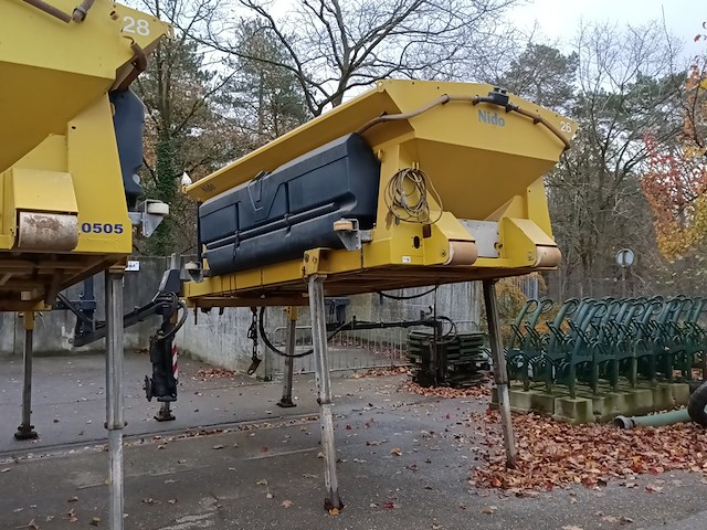 Natzoustrooier 4m³, nido - schmidt, stratos b40-36 paln, 2004 - afbeelding 1 van  9