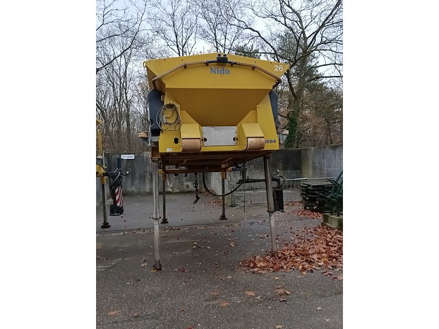 Natzoustrooier 4m³, nido - schmidt, stratos b40-36 paln, 2004 - afbeelding 2 van  9