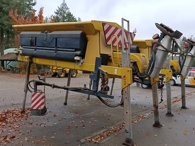 Natzoustrooier 4m³, nido - schmidt, stratos b40-36 paln, 2004 - afbeelding 4 van  9