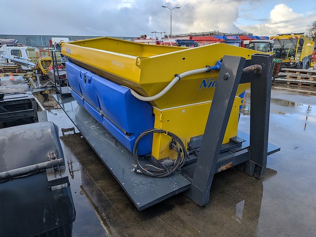 Natzoutstrooier, schmidt | nido, stratos b50-42 vcln-490, 2013 - afbeelding 20 van  24