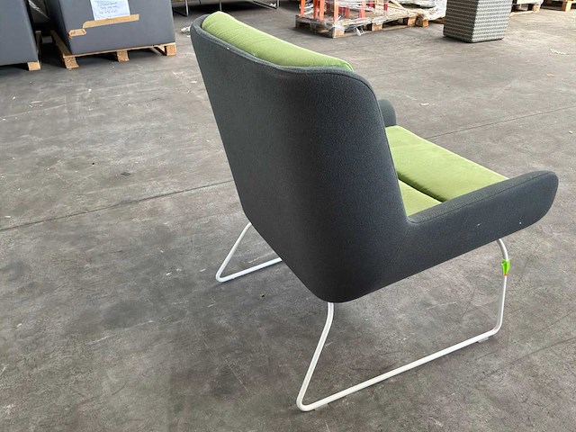 Naughtone fauteuil - afbeelding 3 van  3