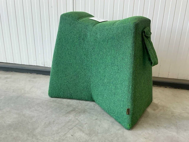 Naughtone pinch poef - afbeelding 1 van  3
