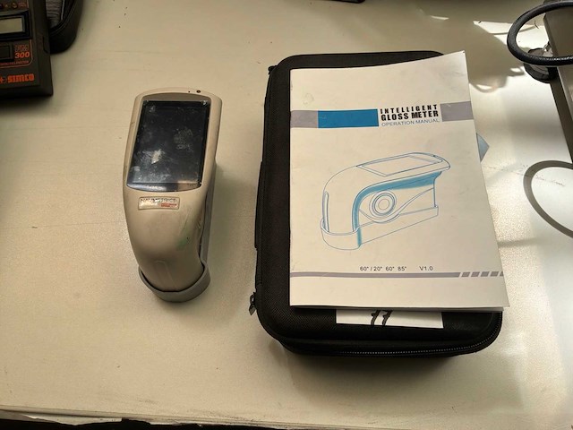 Naumetrics glansmeter - afbeelding 1 van  2