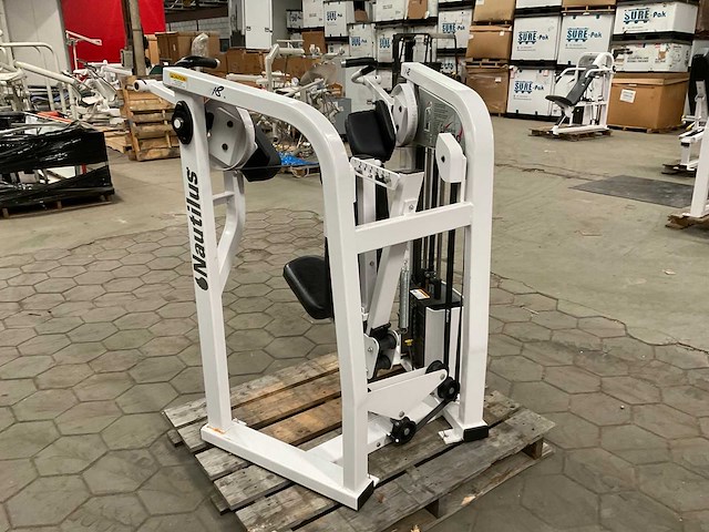 Nautilus nitro bicep curl - afbeelding 5 van  7