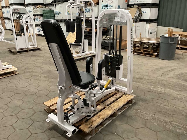 Nautilus nitro hip abduction / adduction - afbeelding 1 van  3