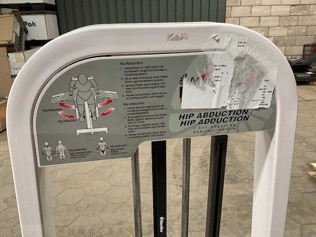 Nautilus nitro hip abduction / adduction - afbeelding 3 van  3