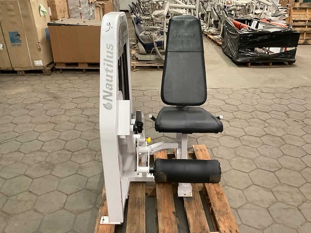 Nautilus nitro leg extension - afbeelding 2 van  7