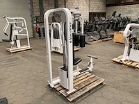 Nautilus nitro rear delt pec fly - afbeelding 3 van  5