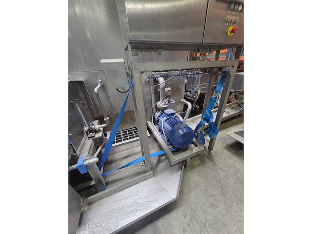 Nawi - 2015 - krattenwasmachine - afbeelding 2 van  18