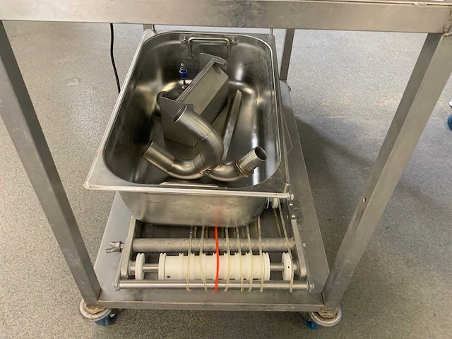 Nbs junior twist donuts decoreermachine met toebehoren - afbeelding 6 van  8