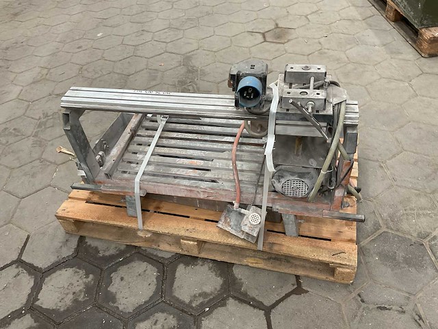 Nc tegelzaagmachine - afbeelding 2 van  7