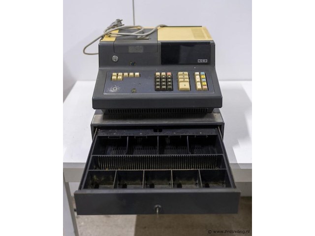 Ncr elektronische kassamachine - afbeelding 1 van  4
