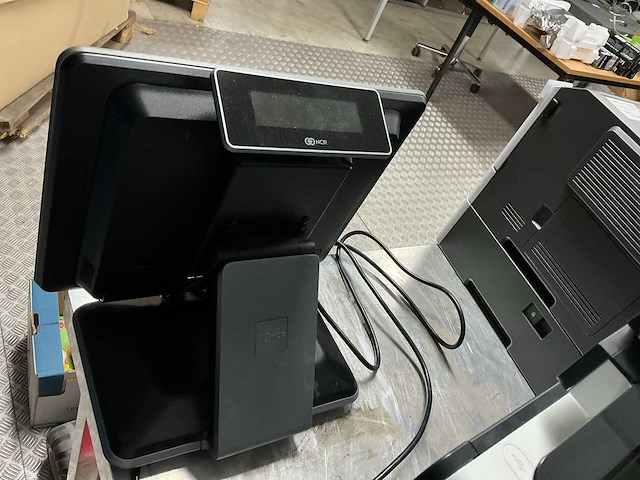 Ncr monitor - afbeelding 2 van  3