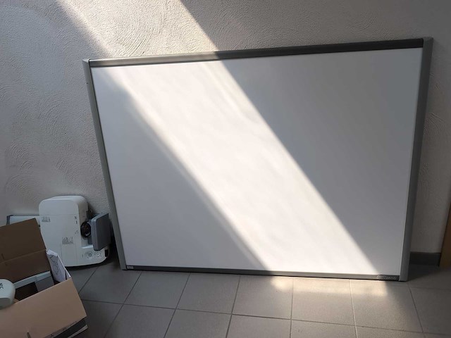 Nec - smartboard - kantoormedia - afbeelding 1 van  8