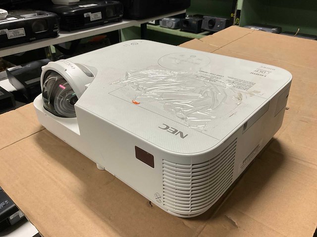 Nec d18 np-m352ws projector - afbeelding 3 van  6