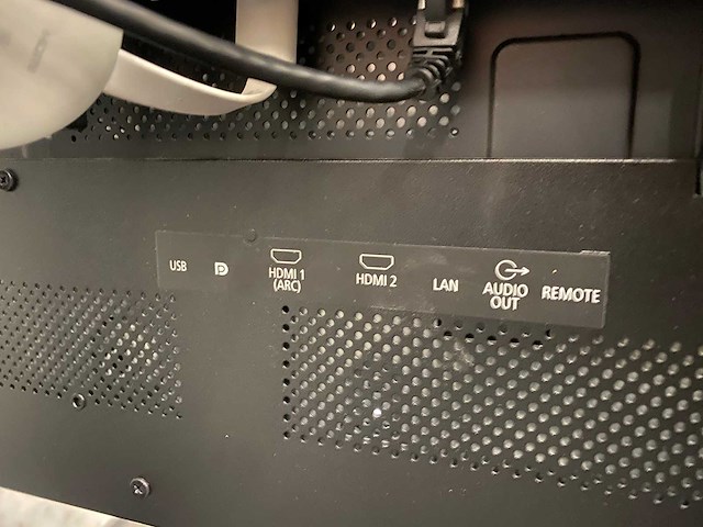 Nec m651 - 65" 4k uhd monitor met statief - afbeelding 11 van  19