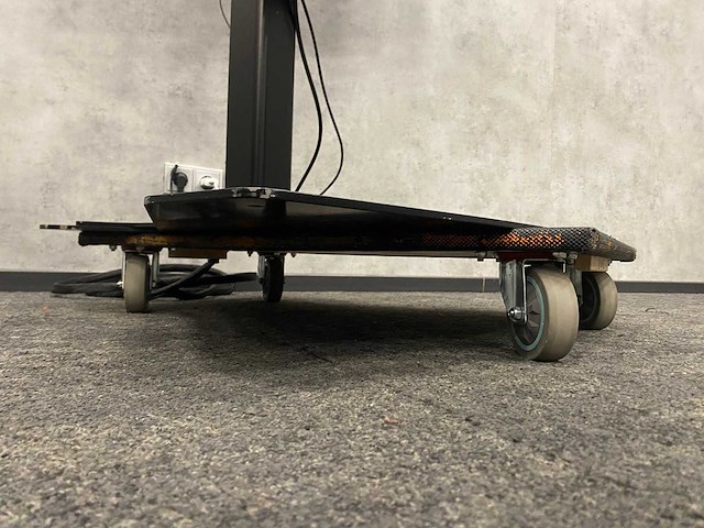 Nec m651 - 65" 4k uhd monitor met statief - afbeelding 17 van  19