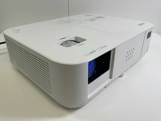 Nec (np-m322h) 3.200 lumen fhd projector (252 lamp hours) - afbeelding 2 van  6