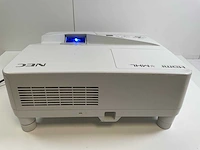 Nec (np-um351w) 3.500 lumen wxga projector (574 lamp hours)