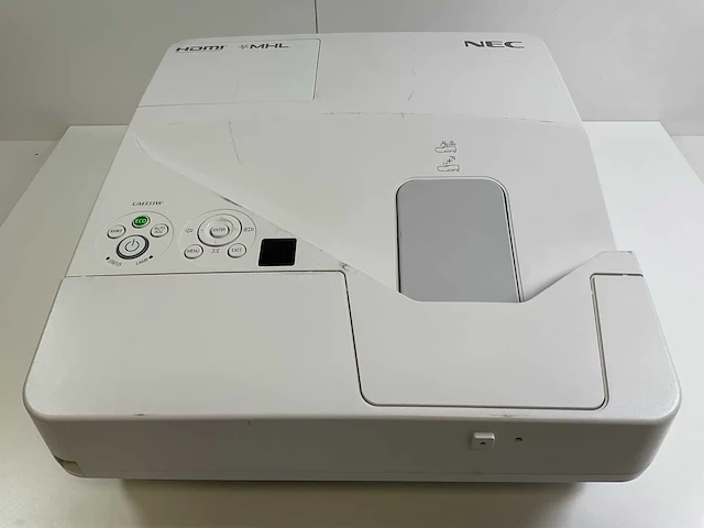 Nec (np-um351w) 3.500 lumen wxga projector (574 lamp hours) - afbeelding 4 van  6