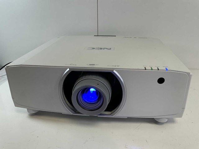 Nec (pa653u) 6500 lumen wuxga projector (5 lamp hours) - afbeelding 2 van  4