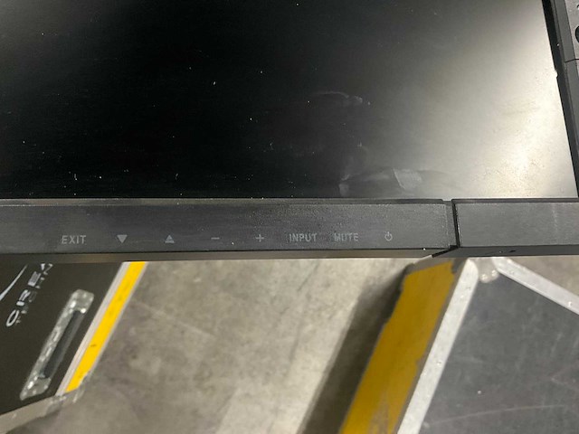 Nec x461s 46” full hd monitor (2x) - afbeelding 3 van  10