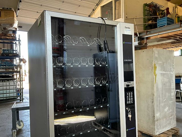 Necta samba vending machine - afbeelding 3 van  8