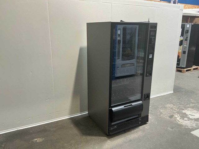 Necta swing combi-automaat verkoopautomaat - afbeelding 1 van  6