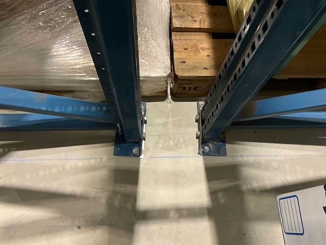 Nedcon - pallet racking - afbeelding 6 van  7