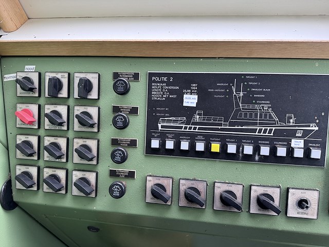 Nederlandse patrouille vaartuig, vm2, 1987 - afbeelding 24 van  71