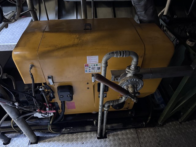 Nederlandse patrouille vaartuig, vm2, 1987 - afbeelding 63 van  71