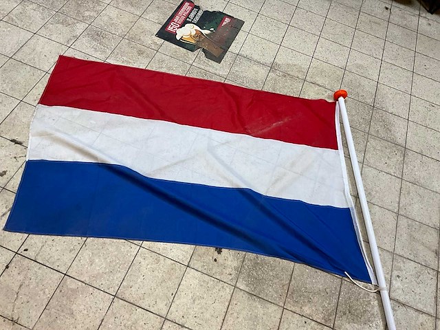 Nederlandse vlag - afbeelding 3 van  5
