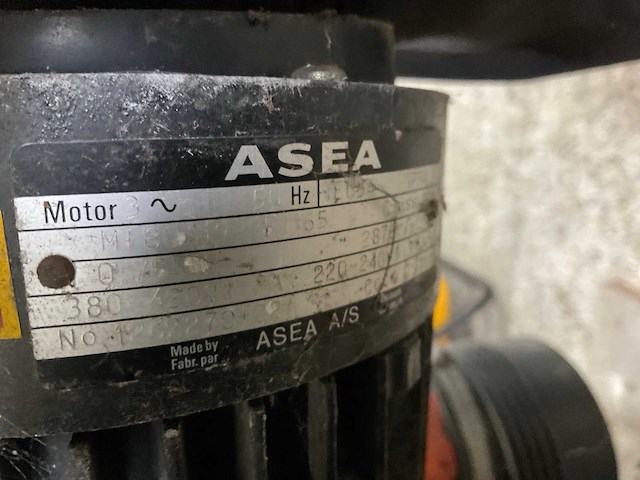 Nederman rookgasafvoer installatie - afbeelding 7 van  8