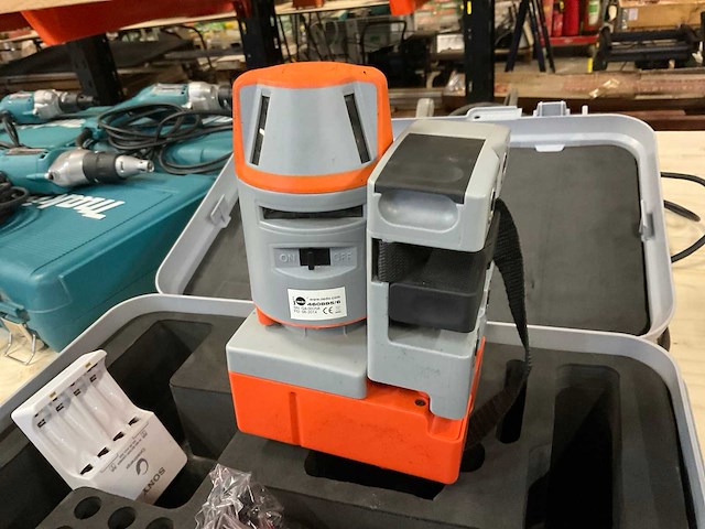 Nedo quasar 4 multilijn bouwlaser - afbeelding 4 van  7