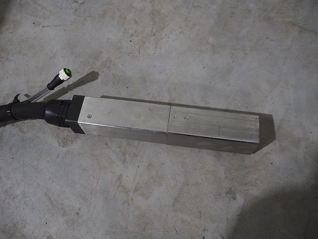 Needham - afbeelding 2 van  11