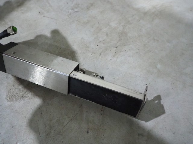 Needham - afbeelding 3 van  11