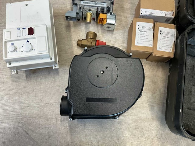 Nefit ecomline ventilator set - afbeelding 2 van  6