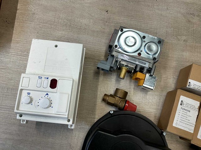 Nefit ecomline ventilator set - afbeelding 3 van  6