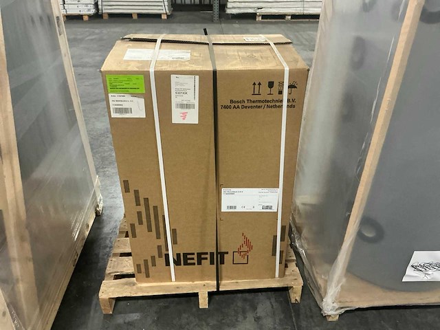 Nefit enviline monoblock 5-9 e lucht/water warmtepomp - afbeelding 2 van  3