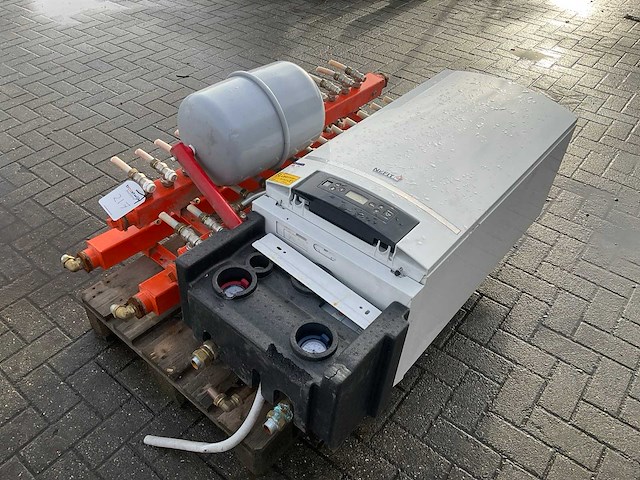 Nefit topline hr50 cv-verwarmingsinstallatie met vloerverdeler - afbeelding 1 van  7