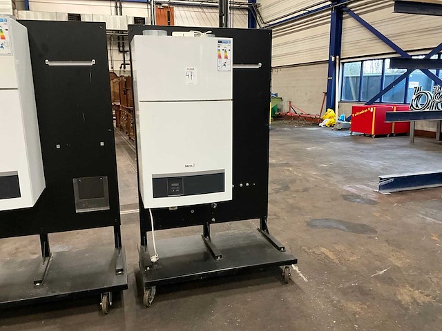 Nefit va/w 1.4c ventilatie warmtepomp - afbeelding 2 van  9